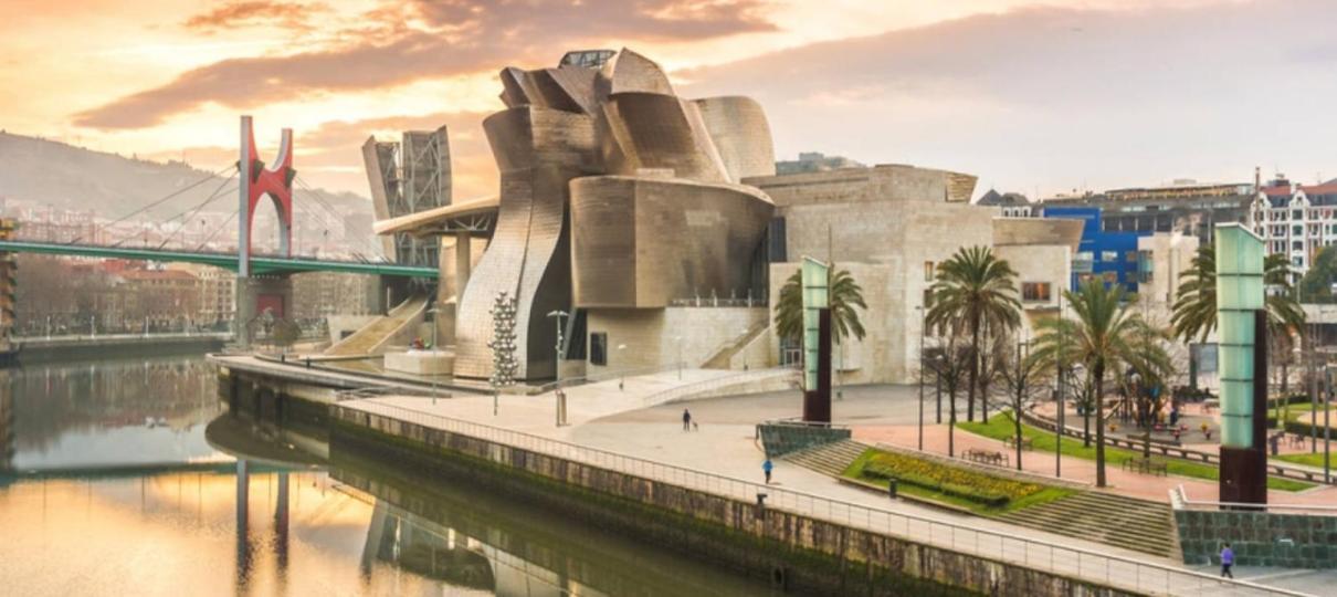 A 5 Minutos Andando Del Casco Viejo, Ayuntamiento, Plaza Circular Y Gran Via De Bilbao Y Proximo A Las 2 Lineas De Metro Bagian luar foto